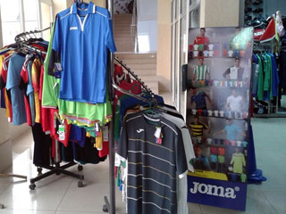 Магазин спортивного одягу Joma Style